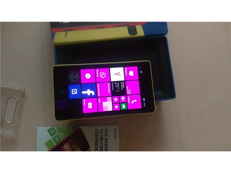 Temiz kutulu garantili nokia lumia 820