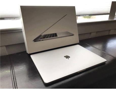 brandnew laptops Apple MacBook Air... 