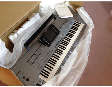 Yamaha Tyros5-76 - Arranger Workstation $2000 USD