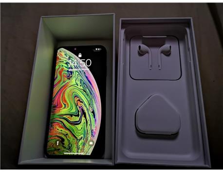 Apple iPhone XS Max 256GB Unlocked == $ 650