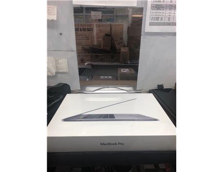 New sealed 2018 15" Apple MacBook Pro 2.2ghz 6-core i7, 16GB RAM, 256SSD