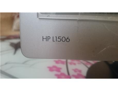 HP L1506 15 inç LCD Monitör