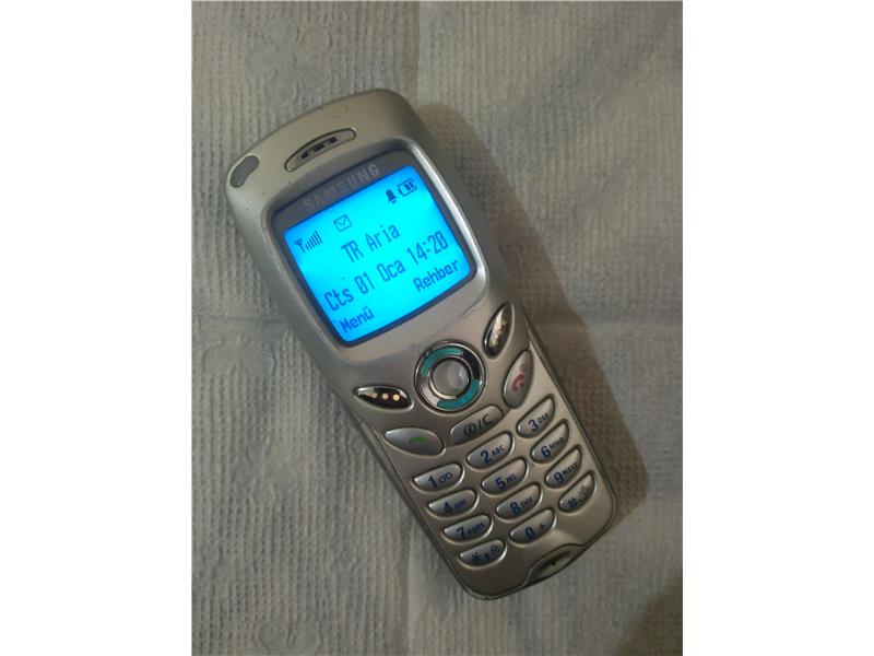 SAMSUNG N500 