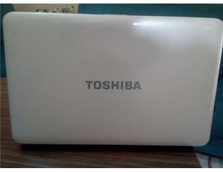 TOSHİBA AMD E1 15.6 İNC EKRAN 4GB RAM 1.5 GB EKRAN KART 500 GB HDD