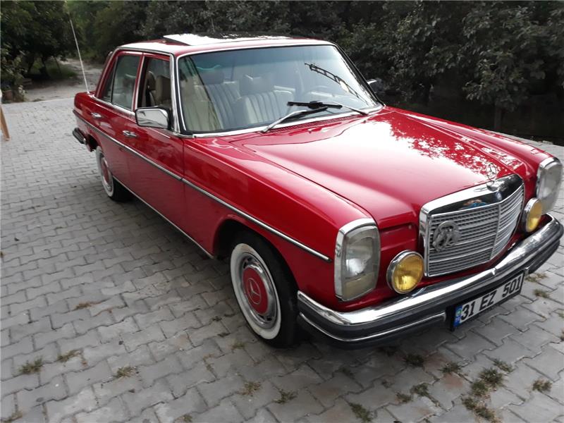 Klasik Mercedes 1975 Model tertemiz