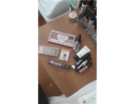 Makyak malzemeleri set