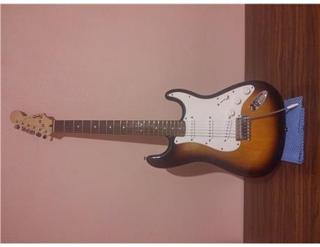 Squier Bullet Strat