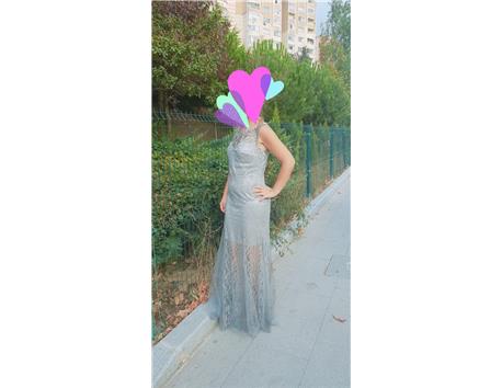 Gri tasarım elbise