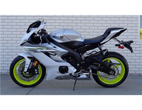 Yamaha YZF R6