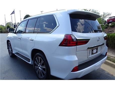 2019 / LX570 With kit / GCC only 16,934KM