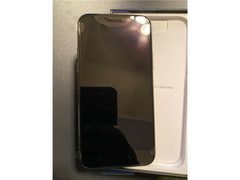 Unlocked Apple iphone 11 pro max 512GB 