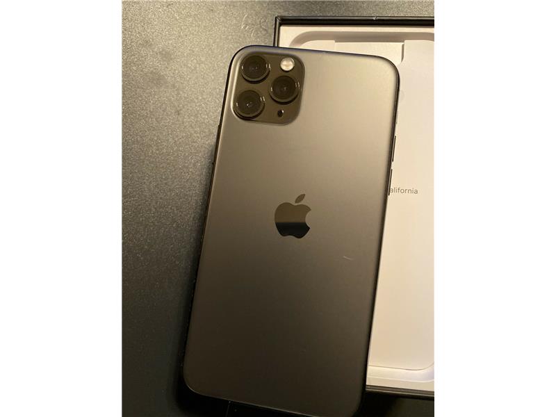 Unlocked Apple iphone 11 pro max 512GB 
