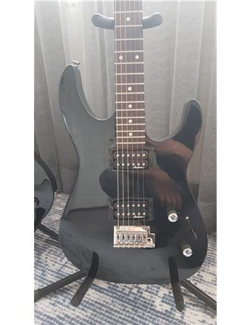 Jackson JS11 Elektro Gitar