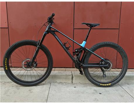 2018 Mondraker Foxy Carbon R 29 + Upgrades GRIP2  Carbon wheels  Saint Brakes