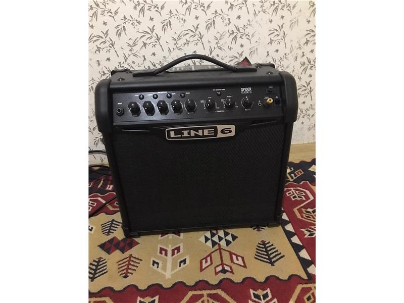 Line 6 Spider Classic 15 Kombo Elektro Gitar Amfisi