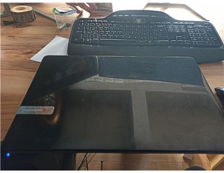 PlayStation 4 takaslı laptop