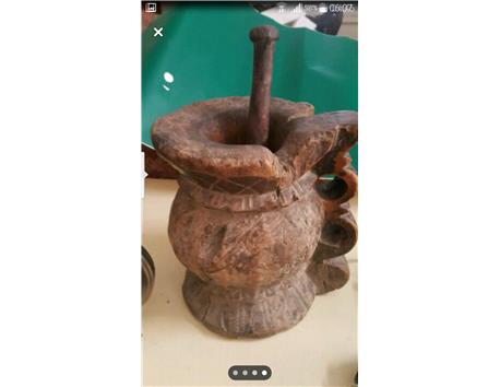 Antika ahşap dibek