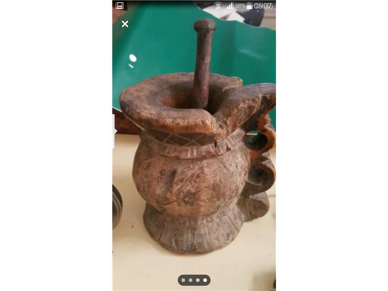 Antika ahşap dibek