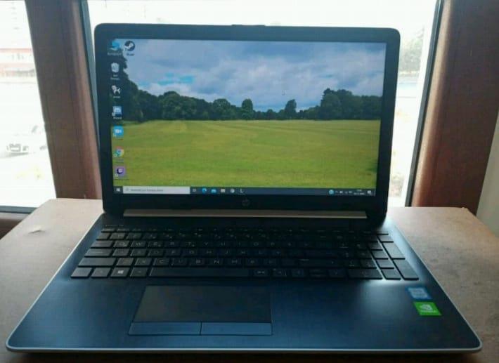 Hp 15-d1xxx laptop neredeyse sıfır herhangi bir sorunu olmayan ekran kartı laptop