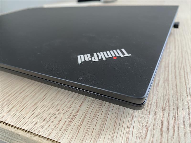 3 aylık Lenovo Thinkpad 2020 model 512gb ssd 16gb ram