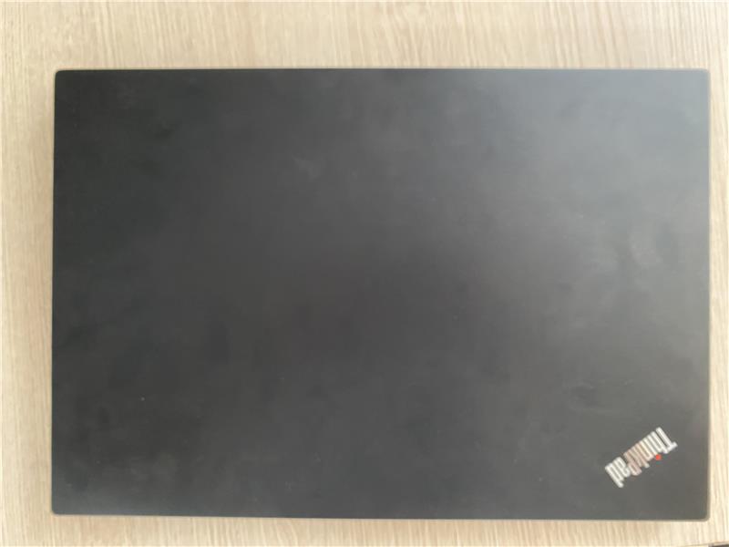 3 aylık Lenovo Thinkpad 2020 model 512gb ssd 16gb ram