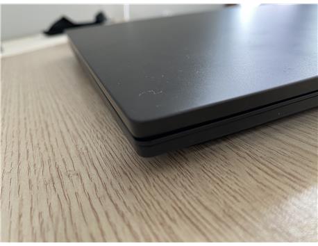 3 aylık Lenovo Thinkpad 2020 model 512gb ssd 16gb ram