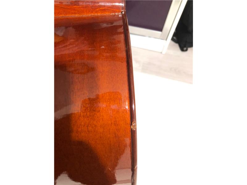 Temiz kaliteli Strunal 40/4 F 4/4 Çello