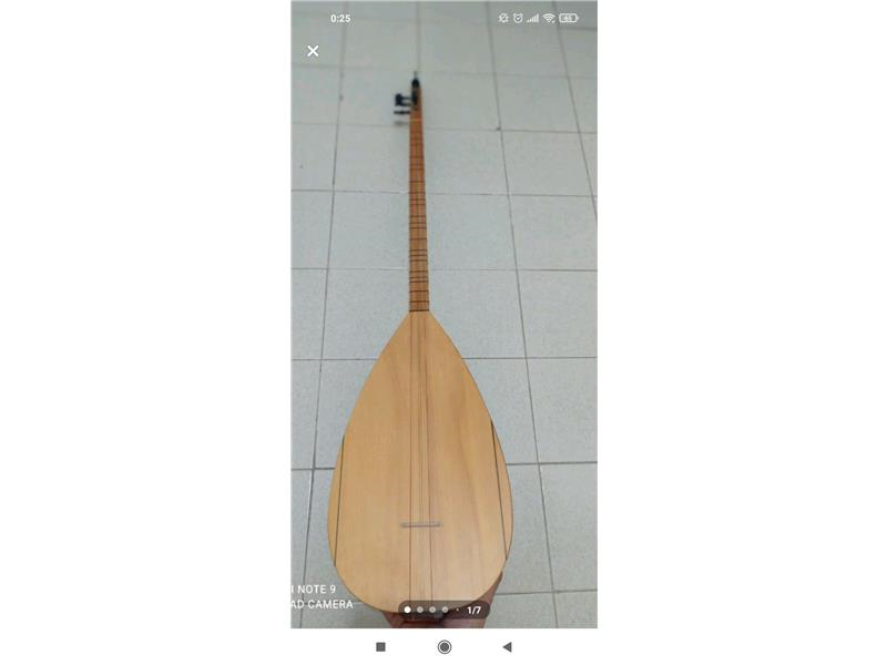 Darbuka takaslı uzun sap saz