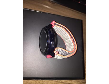 Samsung Gear Sport Çiziksiz,Extra Kayış Ve Ekran Koruyucu