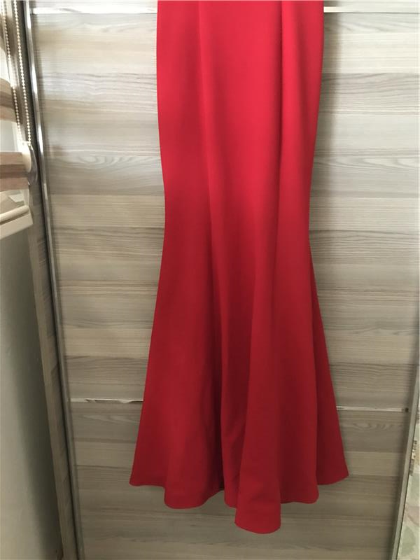 Kırmızı balık elbise 