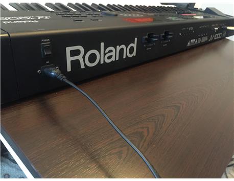 Roland vj 1000