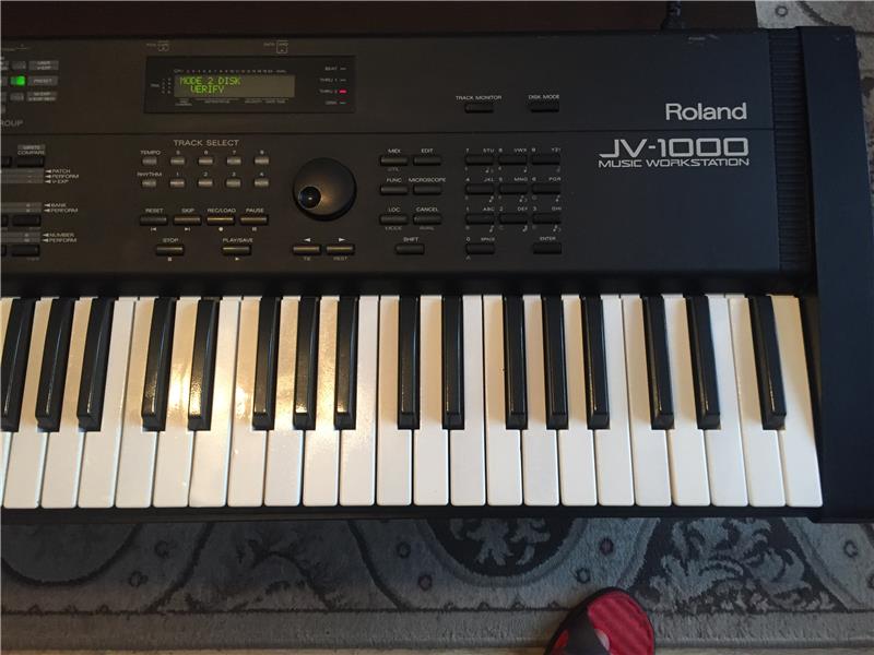 Roland vj 1000