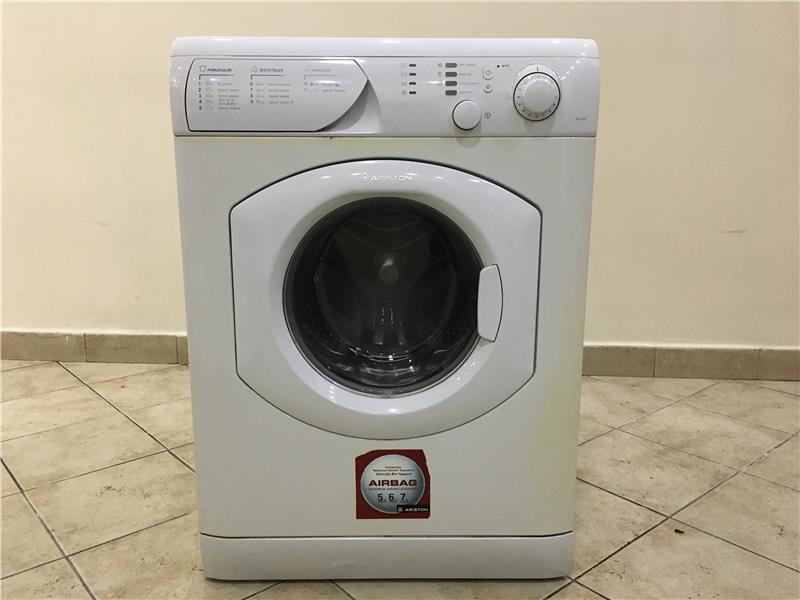 Çalışır durumda ariston tam otomatik çamaşır makinesi