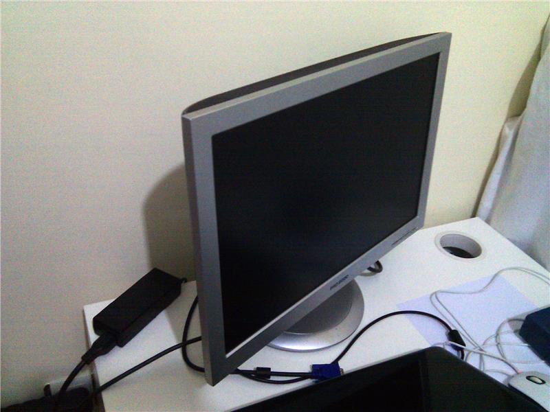 Pro 2000 900W 19´ LCD Monitör