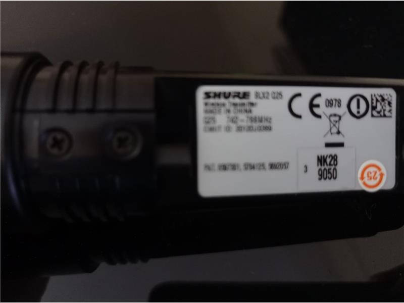 SHURE BLX4 / 2 CİHAZ 1 MİKROFON - TEMİZ  