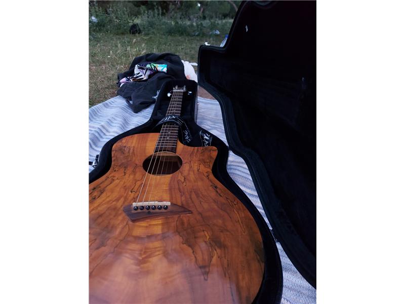 Dean marka jumbo Hard case 