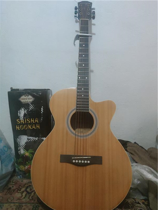 Akustik gitar