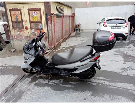 2014 suzuki burgman uh 200