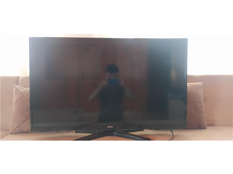 102 ekran Vestel TV 