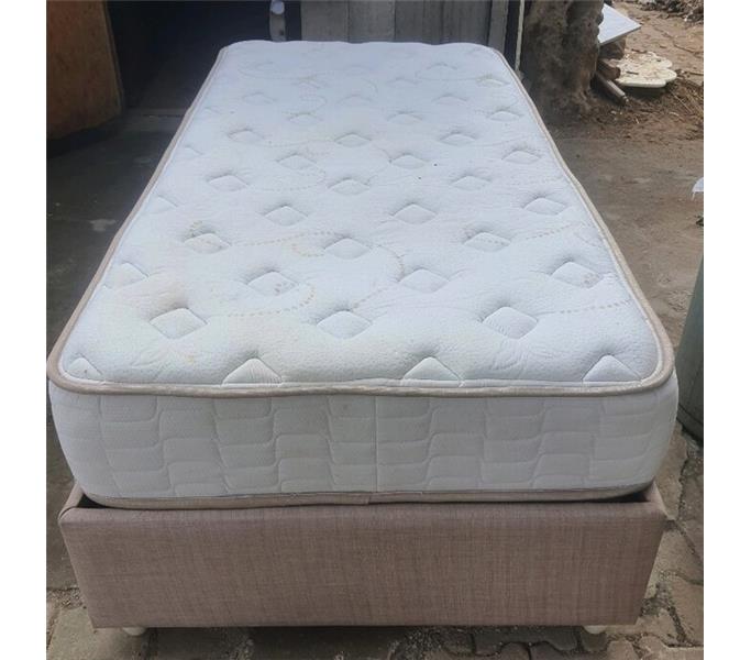 istikbal marka 100cm200cm baza veSleepy yatak detayları okumadan yazma