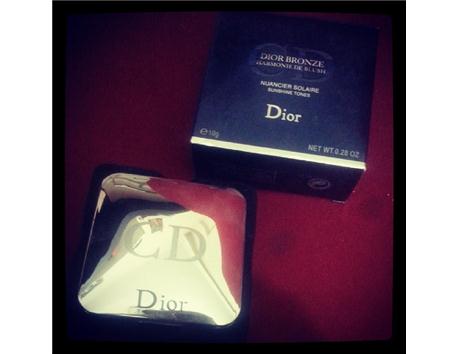 Almanyadan gelmiştir hic kullanilmamis far. Far kullanmadığım için satiyorum #dior