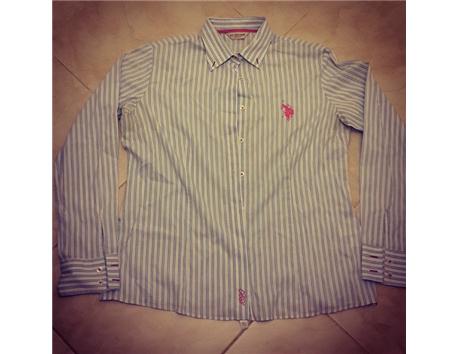 Polo 42 beden gömlek 30 TL.