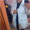 Beyaz bakarlik trenckot 20 tl #satiyorum bir kez giyildi