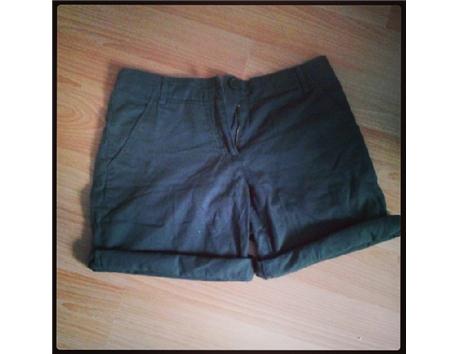 #ikinciel #tiffany #marka #ikincielbutik #ikincielgiyim #ikincielucuzlugu #10tl #36beden #satiyorum #satinal #şık #şort