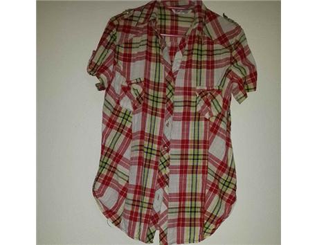 M-L beden yazlık gömlek 10 tl