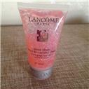 Ürünün yarısı kullanılmadı..lancome rahatlatıcı jel.az miktar masaj yapılarak uygulanıp sonra uygulanan bölge yıkanır.ilk denemede fark ediliyor temizliği ve ferahlığı ..yurtdışından alındı.20tl satıyorum.