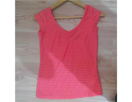 Sırt detaylı nar çiçeği tshirt