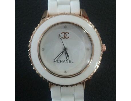 Chanel birebir replica silikon kayış kaliteli saat teslim süresi 15-25 gün olup kapida odeme ile kargo dahil 80 tl haydi siparis icin acele edin :)