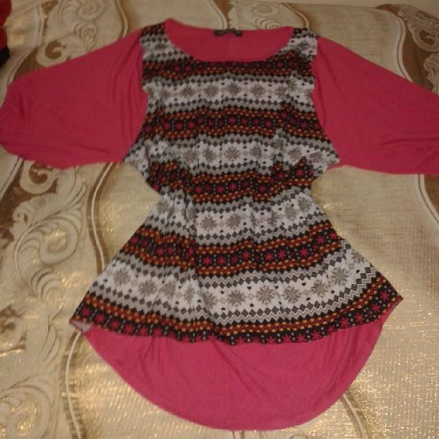 Mevsimlik tayt üzeri hoş bluz :) Codentry marka medium large beden uyumlu bir kez kullanılmış fiyati 20 tl :)