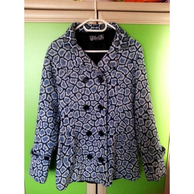 Mavi L beden leopar desenli kaban 30 tl şapkası da vardır #ikinciel #ikincielbutik #butik #ikincielurun #bayangiyim
